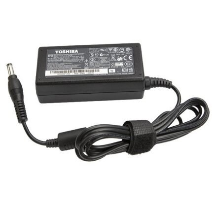 CHARGEUR TOSHIBA 19V-3.42A  5.5X2.5 ORG O